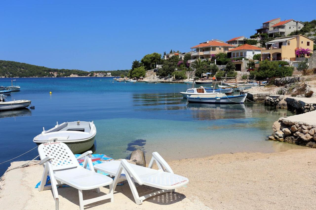Apartments By The Sea Razanj, Rogoznica - 4253 Ražanj Exterior foto