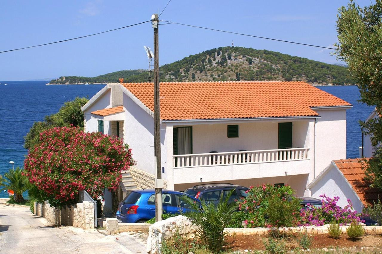 Apartments By The Sea Razanj, Rogoznica - 4253 Ražanj Exterior foto