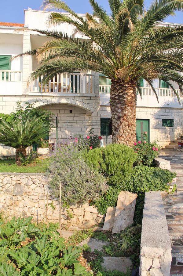 Apartments By The Sea Razanj, Rogoznica - 4253 Ražanj Exterior foto
