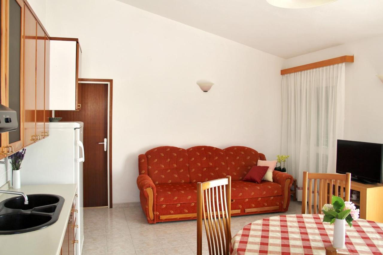 Apartments By The Sea Razanj, Rogoznica - 4253 Ražanj Exterior foto